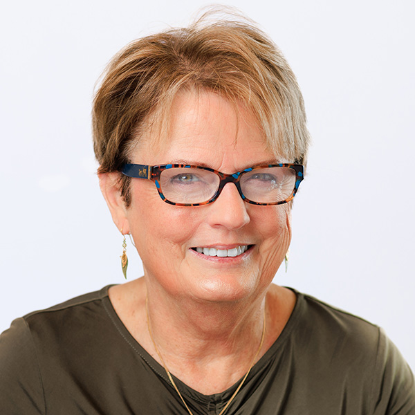 sara ennis, author, sara isabelle, author